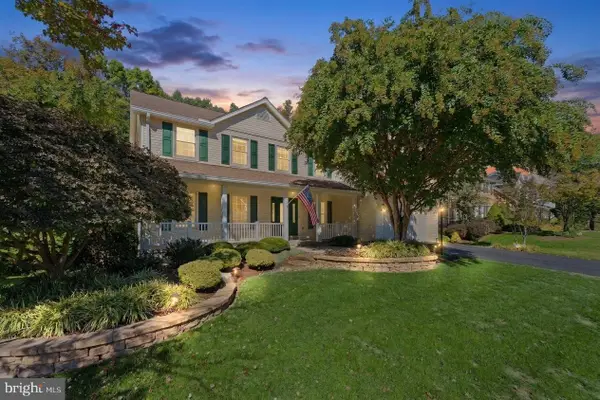 6694 Stonebrook Dr, CLIFTON, VA 20124