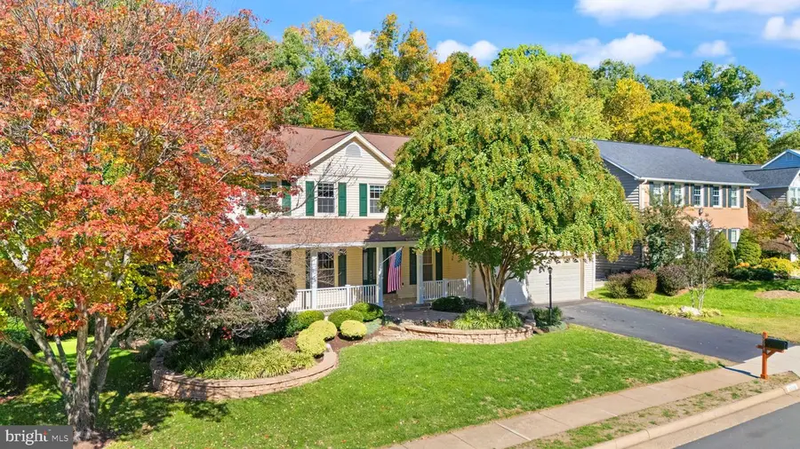 6694 Stonebrook Dr, Clifton, VA 20124 - #2