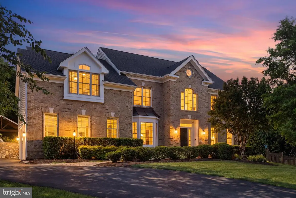 9800 John Robert Way, Fairfax, VA 22032 - #1