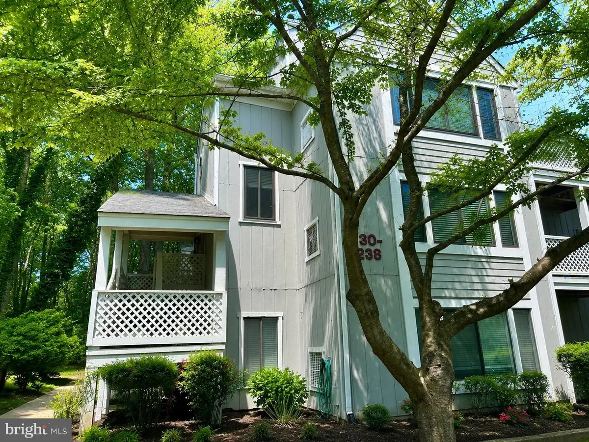 2238 Hunters Run Dr, Reston, VA 20191 - #1