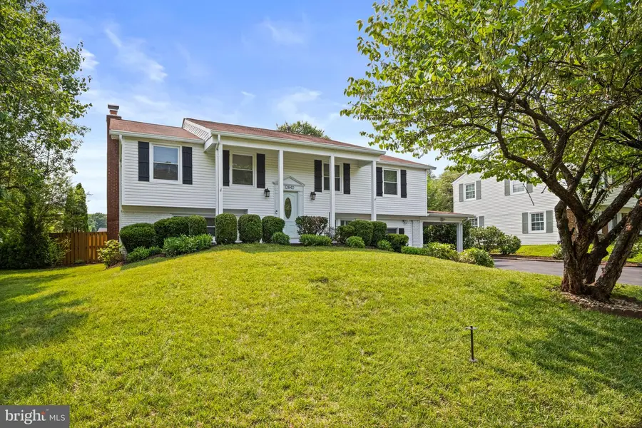 12840 Point Pleasant Dr, Fairfax, VA 22033 - #3