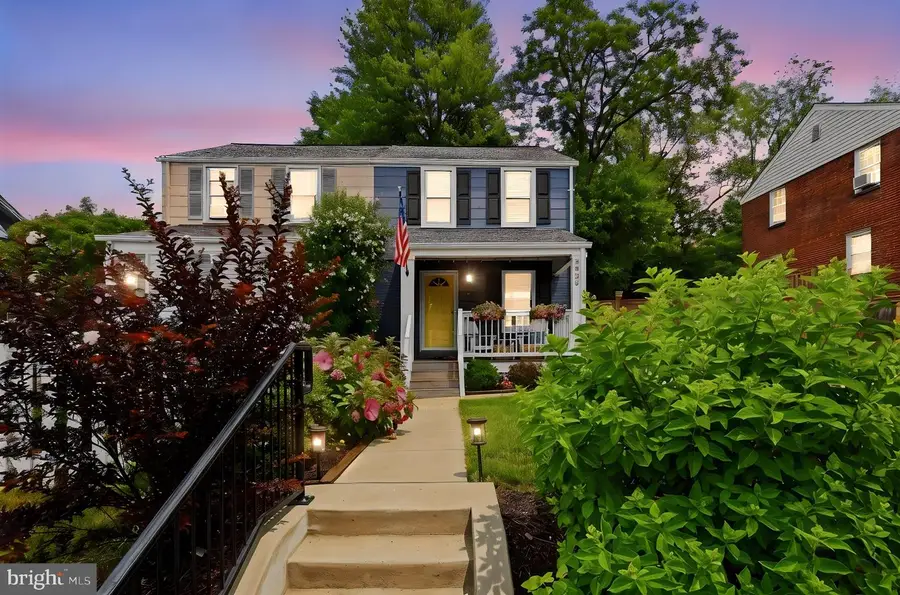 5865 Edgehill Dr, Alexandria, VA 22303 - #2