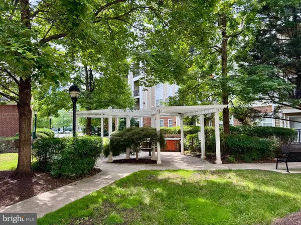 12945 Centre Park Cir #303, HERNDON, VA 20171