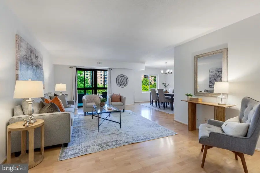 8360 Greensboro Dr #307, McLean, VA 22102 - #3