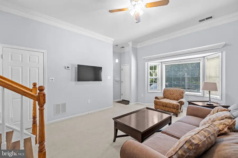 9948 Capperton Dr, Oakton, VA 22124 - #3