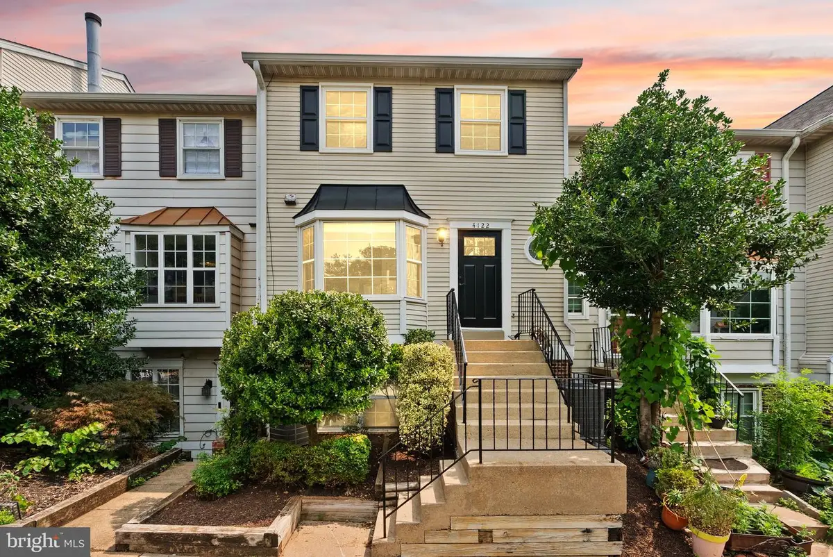4122 Winter Harbor Ct, Chantilly, VA 20151 - #1
