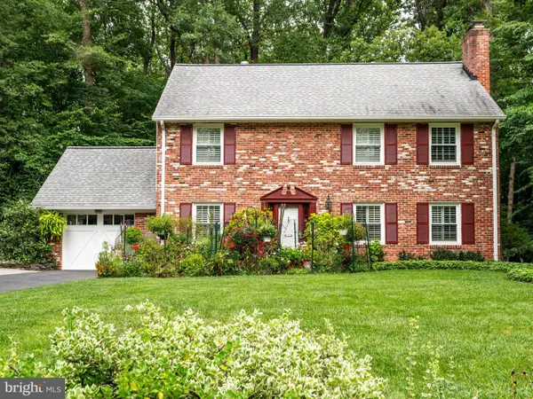 5021 Kingston Dr, ANNANDALE, VA 22003