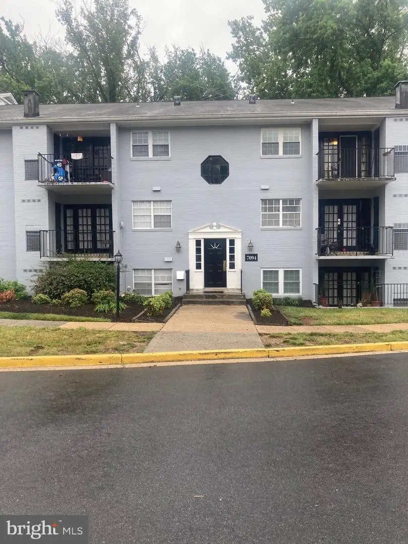7094 Spring Garden Dr #202, Springfield, VA 22150 - #1