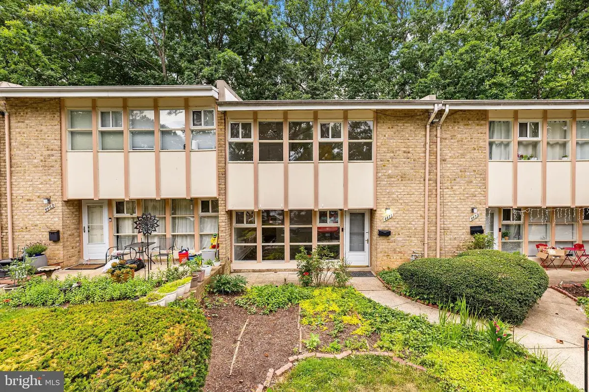 4471 Forest Glen Ct, Annandale, VA 22003 - #1