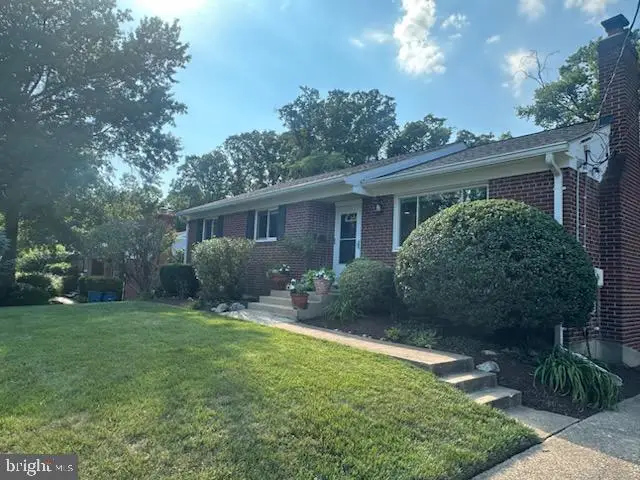 7504 Nancemond St, Springfield, VA 22150 - #2