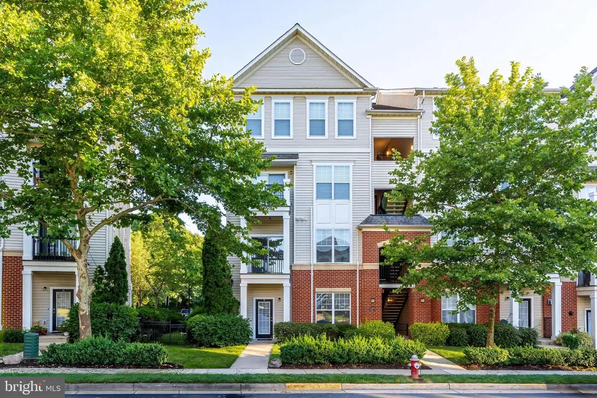 11375 Aristotle Dr #9-101, Fairfax, VA 22030 - #1