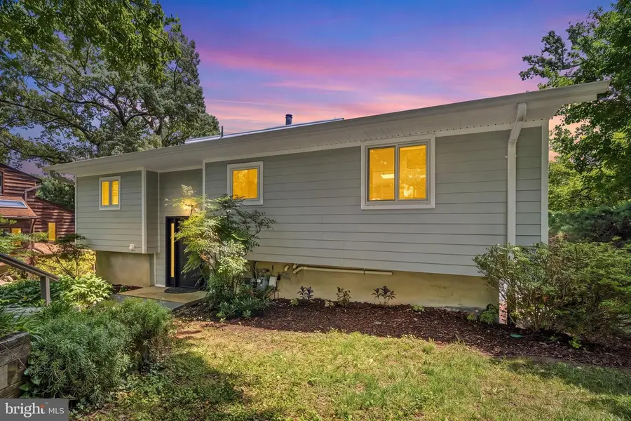 2409 Chestnut St, Falls Church, VA 22043 - #2