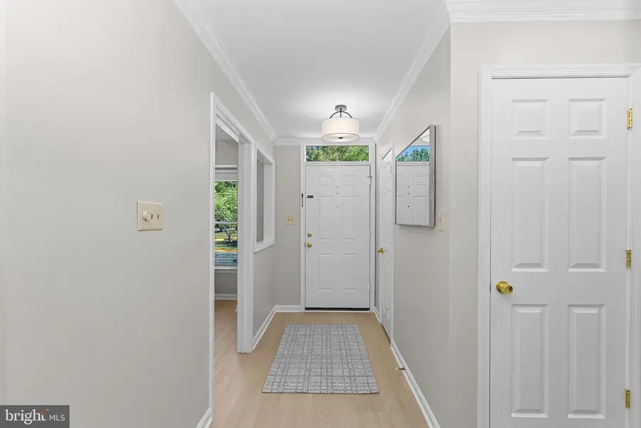 5335 Buxton Ct, Alexandria, VA 22315 - #3