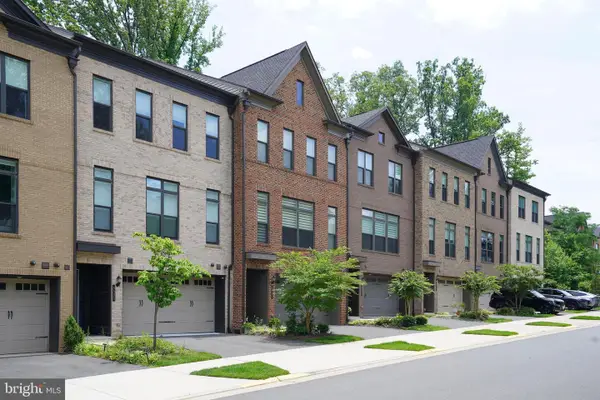 4507 Plateau Dr, FAIRFAX, VA 22030