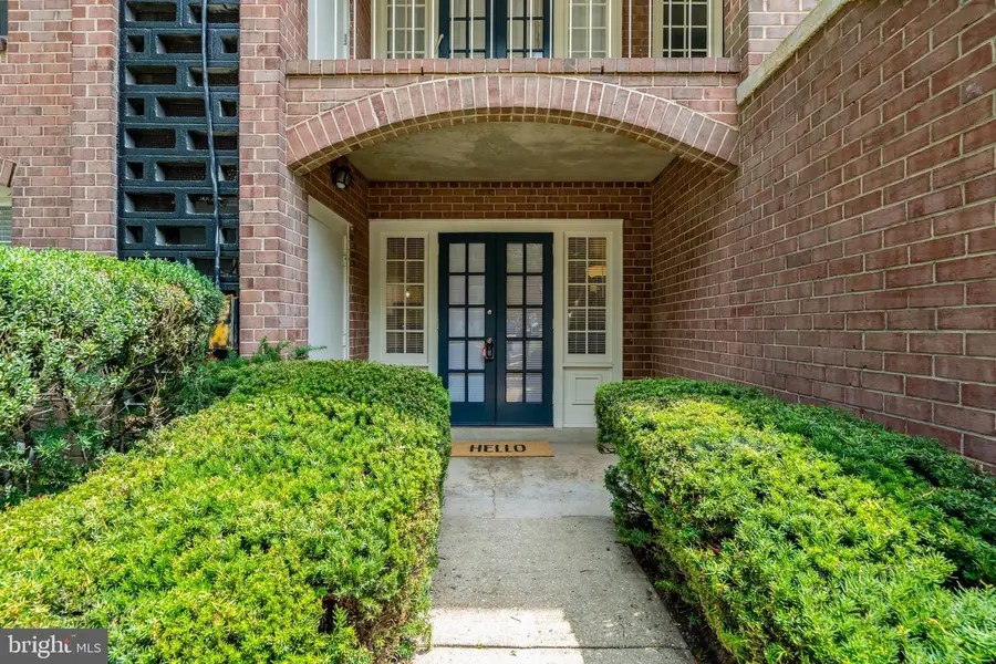5913 Prince James Dr #i ("eye"), Springfield, VA 22152 - #2