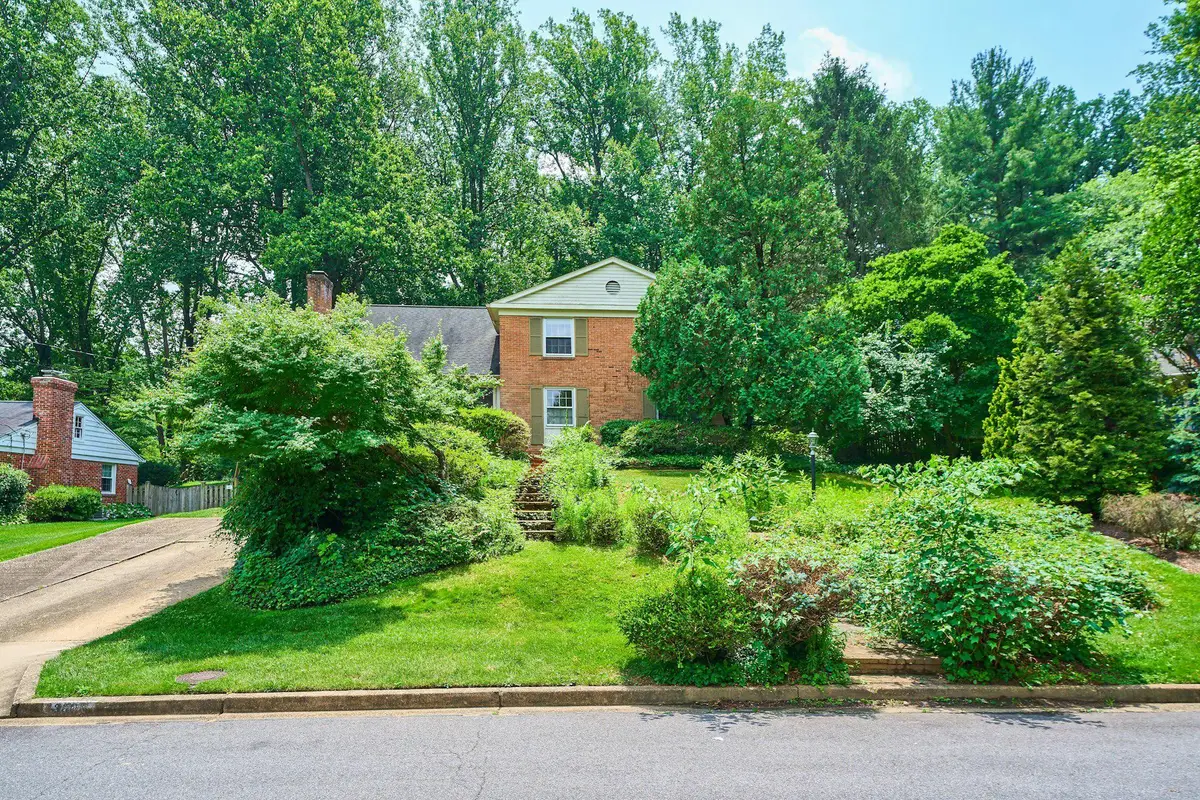 3606 Bent Branch Ct, Falls Church, VA 22041 - #1