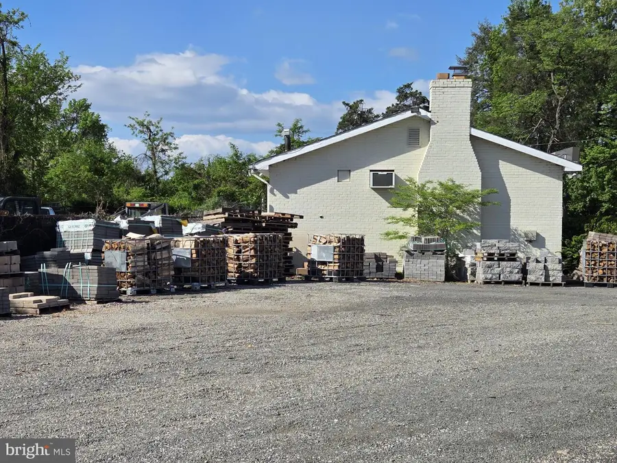 7925 Richmond Hwy, Alexandria, VA 22306 - #2