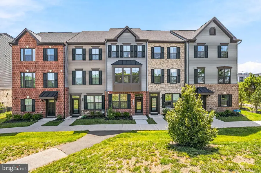 14016 Airfoil Rd, Herndon, VA 20171 - #3