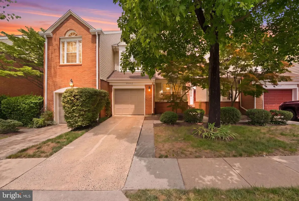 1902 Duffield Ln, Alexandria, VA 22307 - #1