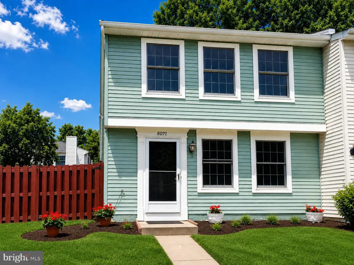 8071 Steeple Chase Ct, Springfield, VA 22153 - #1
