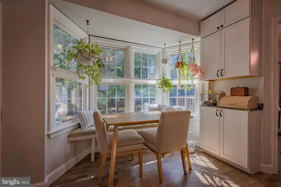 6301 Chimney Wood Ct, Alexandria, VA 22306 - #2