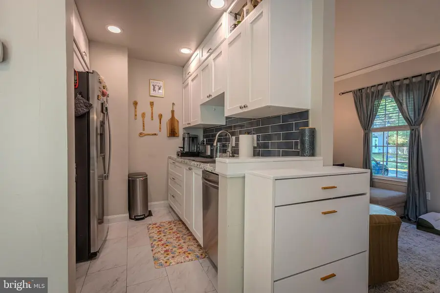 6301 Chimney Wood Ct, Alexandria, VA 22306 - #3