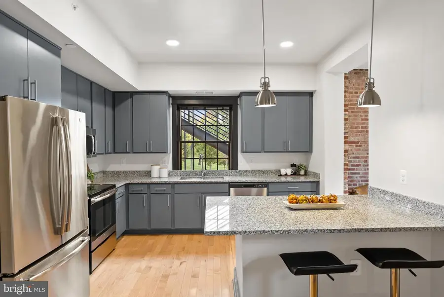 9071 Power House Rd #102, Lorton, VA 22079 - #2