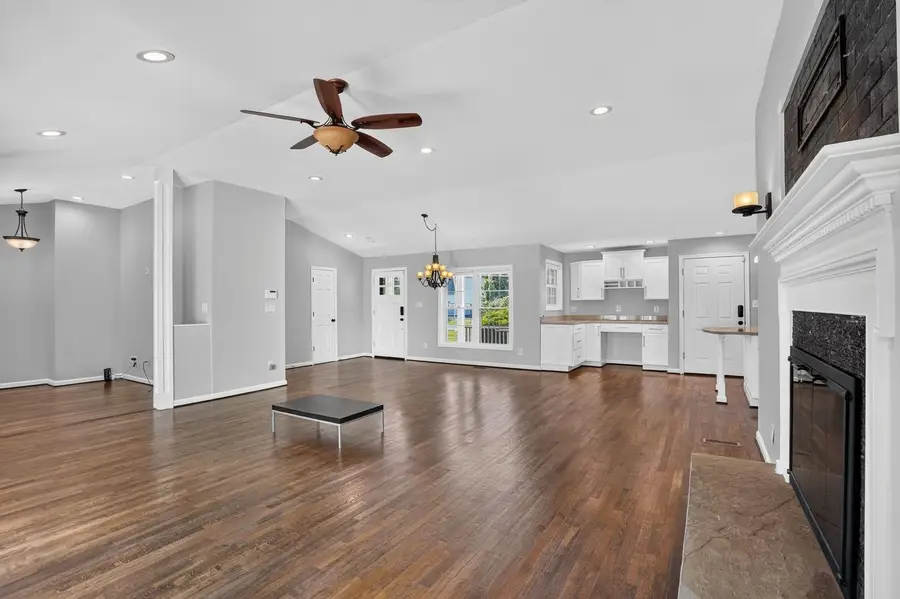 11600 Leehigh Dr, Fairfax, VA 22030 - #3