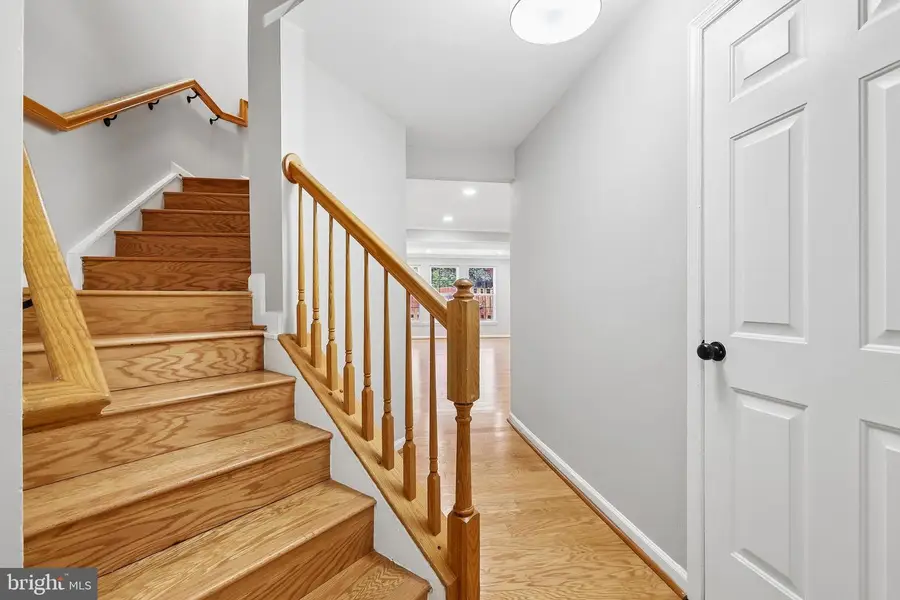 13598 Bathgate Dr, Herndon, VA 20171 - #3