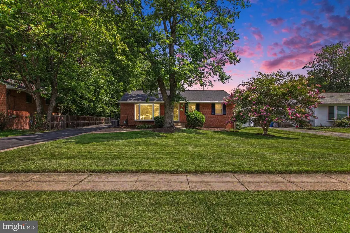 5422 Ferndale St, Springfield, VA 22151 - #1