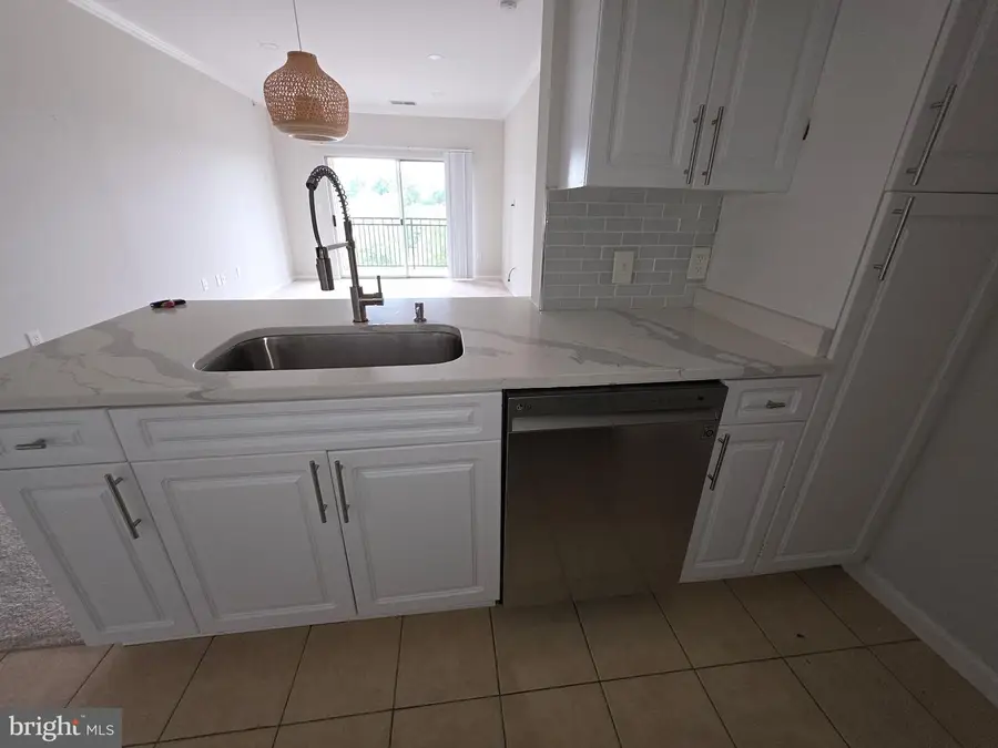 12905 Centre Park Cir #412, Herndon, VA 20171 - #2