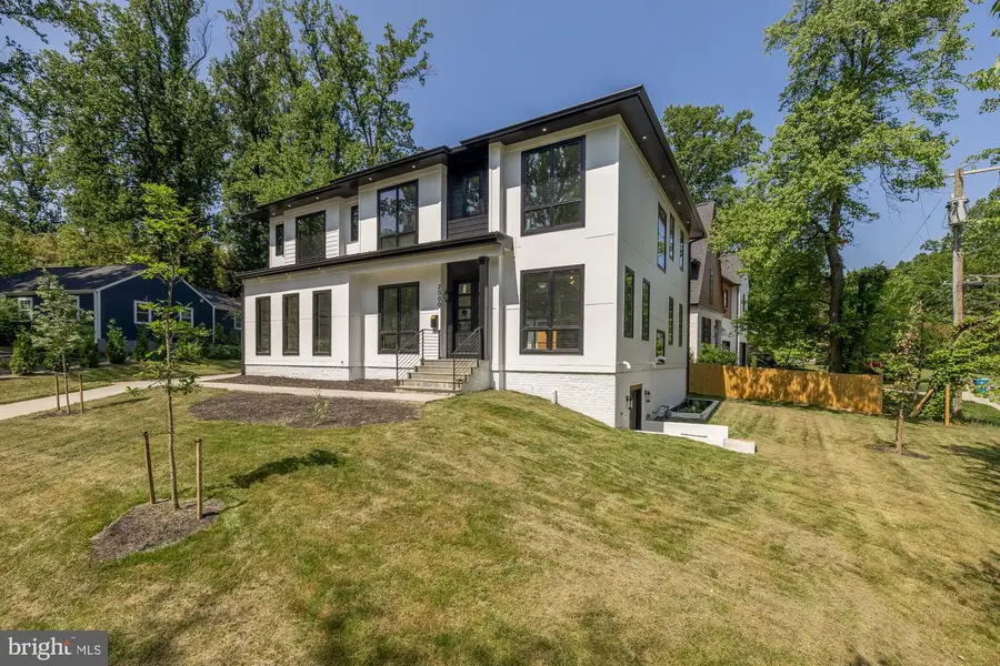 2000 Oswald Pl, Falls Church, VA 22043 - #3