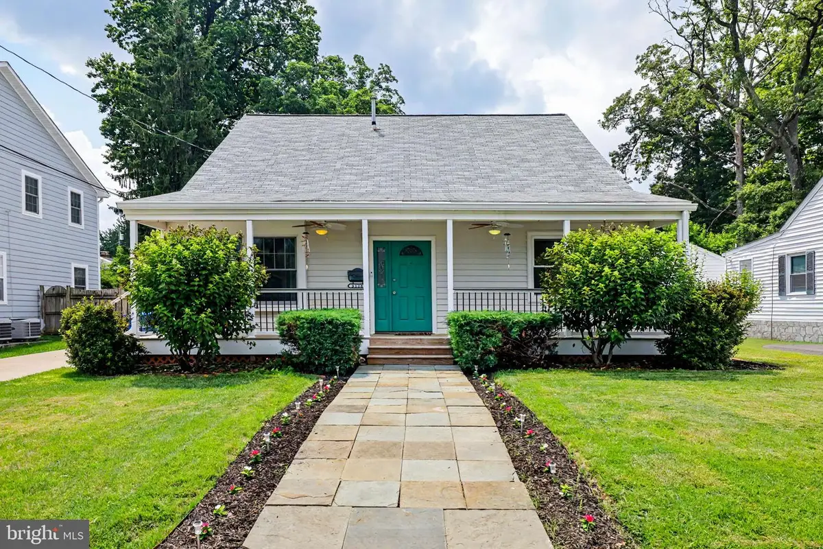 3128 Wayne Rd, Falls Church, VA 22042 - #1