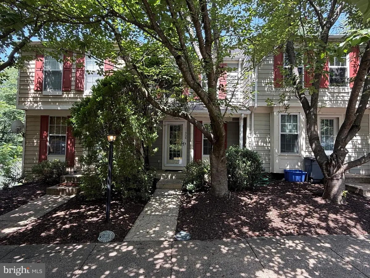 11908 Fieldthorn Ct, Reston, VA 20194 - #1