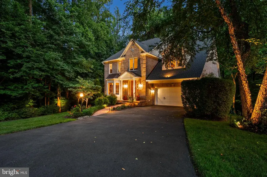 3431 Putnam St, Falls Church, VA 22042 - #2