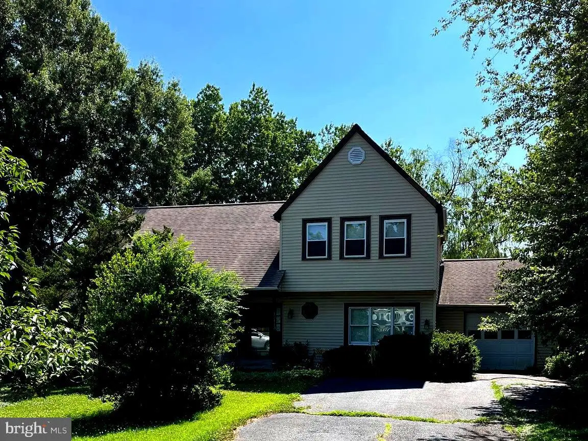 15113 Philip Lee Rd, Chantilly, VA 20151 - #1