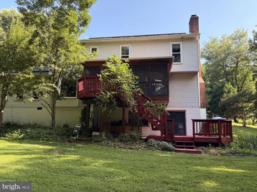 2754 Copper Creek Rd, Herndon, VA 20171 - #2