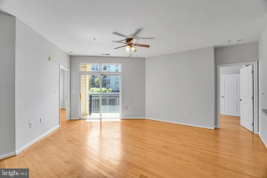 2655 Prosperity Ave #201, Fairfax, VA 22031 - #3