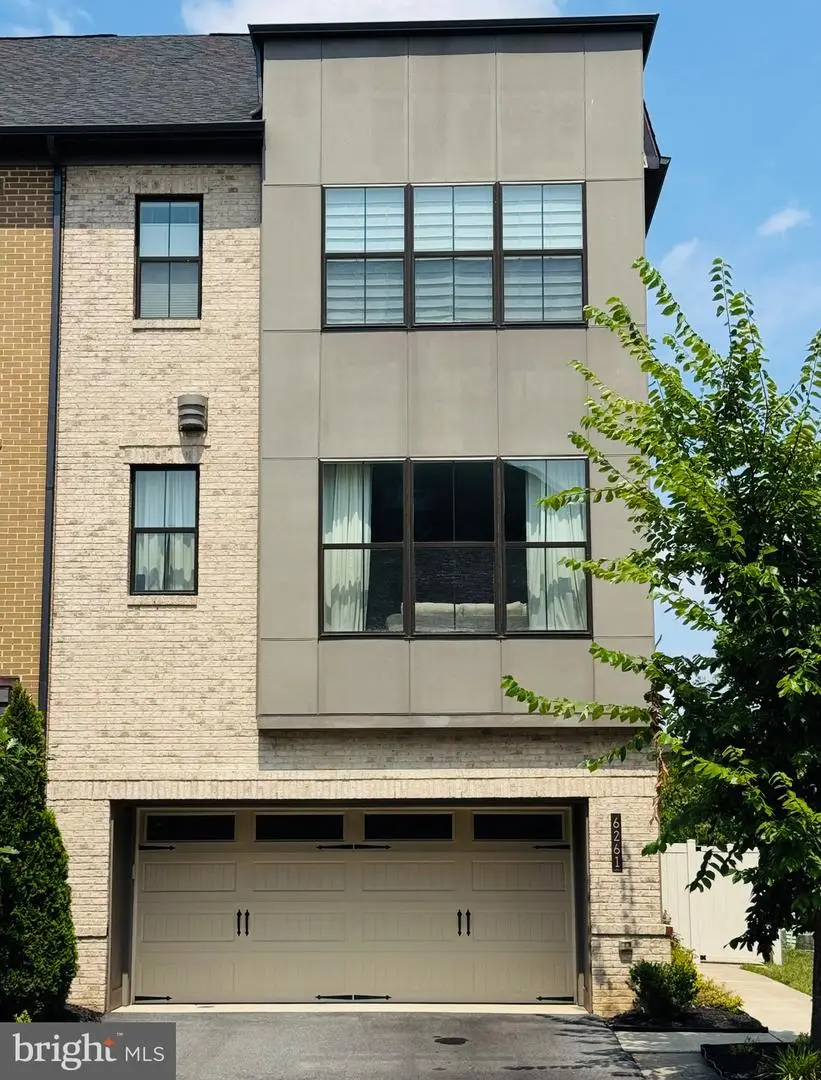 6261 Edsall Rd, Alexandria, VA 22312 - #1