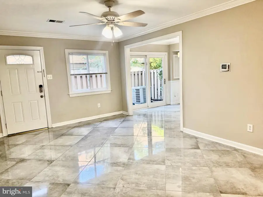 3823 Monte Vista Pl #97d, Alexandria, VA 22309 - #3