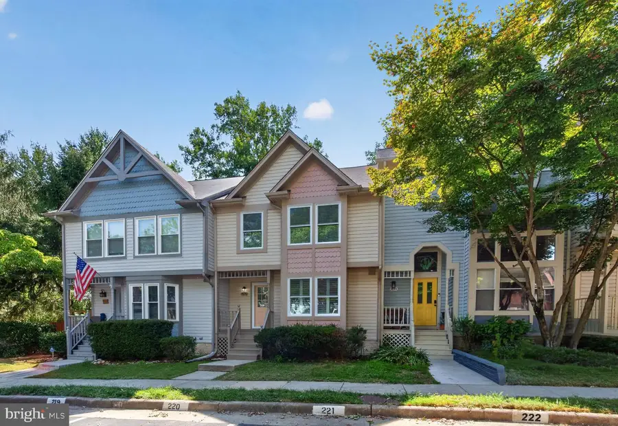 9696 Poindexter Ct, Burke, VA 22015 - #3