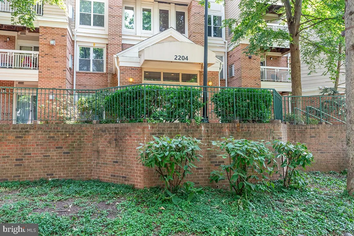 2204 Westcourt Ln #317, Herndon, VA 20170 - #1