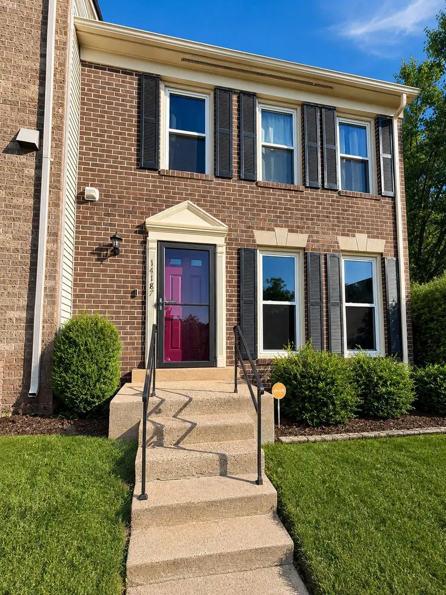 14187 Royal Oak Ln, Centreville, VA 20120 - #2