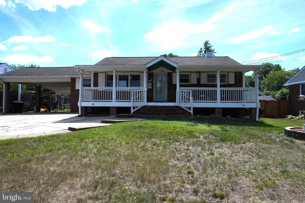 7415 Stinson Rd, Alexandria, VA 22306 - #1