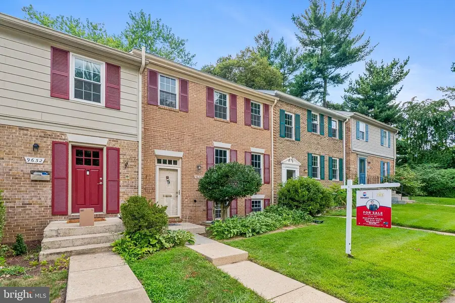 9630 Lindenbrook St, Fairfax, VA 22031 - #2