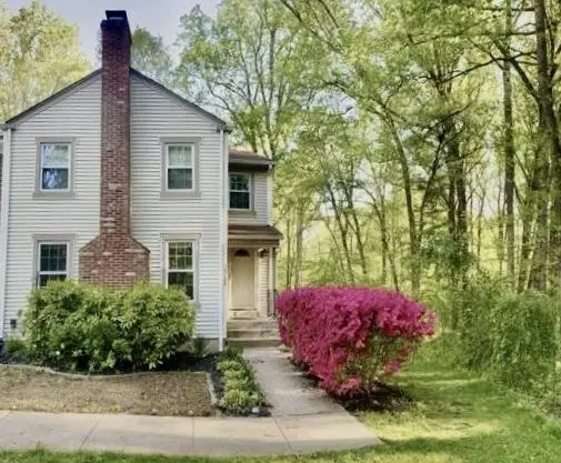 10100 Walnut Wood Ct, Burke, VA 22015 - #1