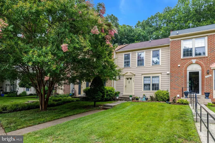 11955 Artery Dr, Fairfax, VA 22030 - #2