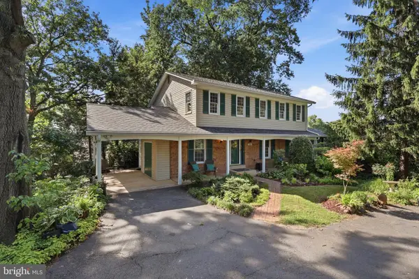 12024 Cheviot Dr, HERNDON, VA 20170