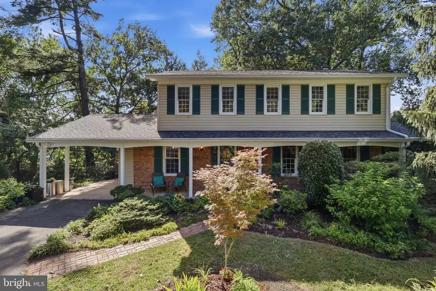 12024 Cheviot Dr, Herndon, VA 20170 - #2