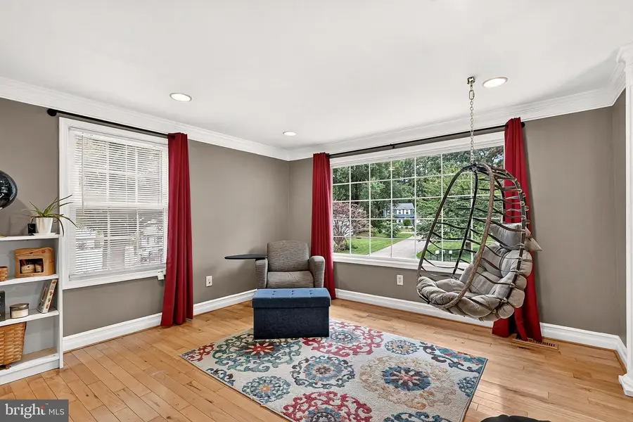 7920 Freehollow Dr, Falls Church, VA 22042 - #2